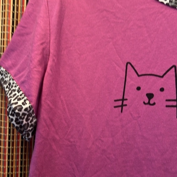 LALAROE Simply Comfortable Tee Shirt, SZ S, 60% Cotton, 40% Polyester, Very Soft - Picture 4 of 5